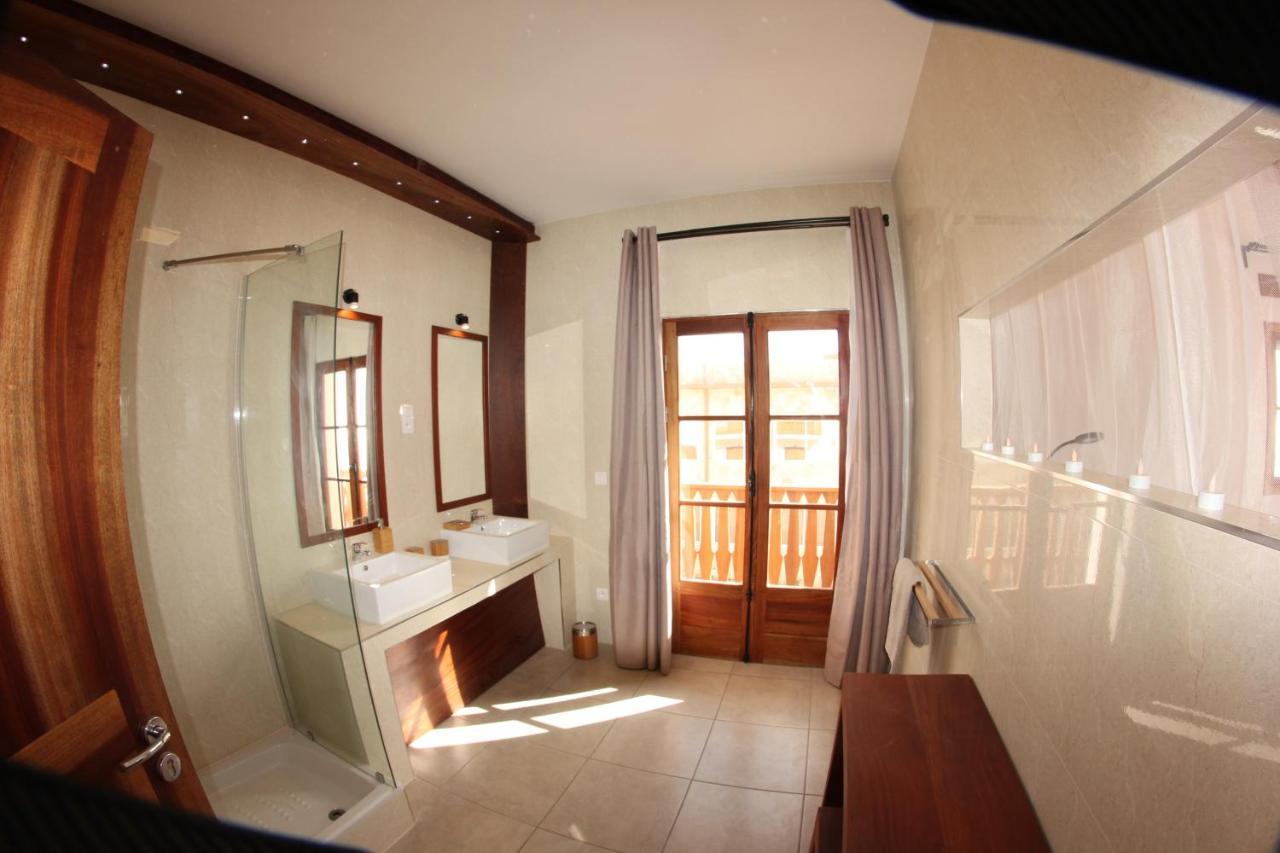 Hotel Casa Evora - Luxury And Beach Front Cidade do Maio エクステリア 写真